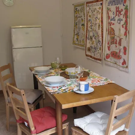 Le Petit Jardin Center